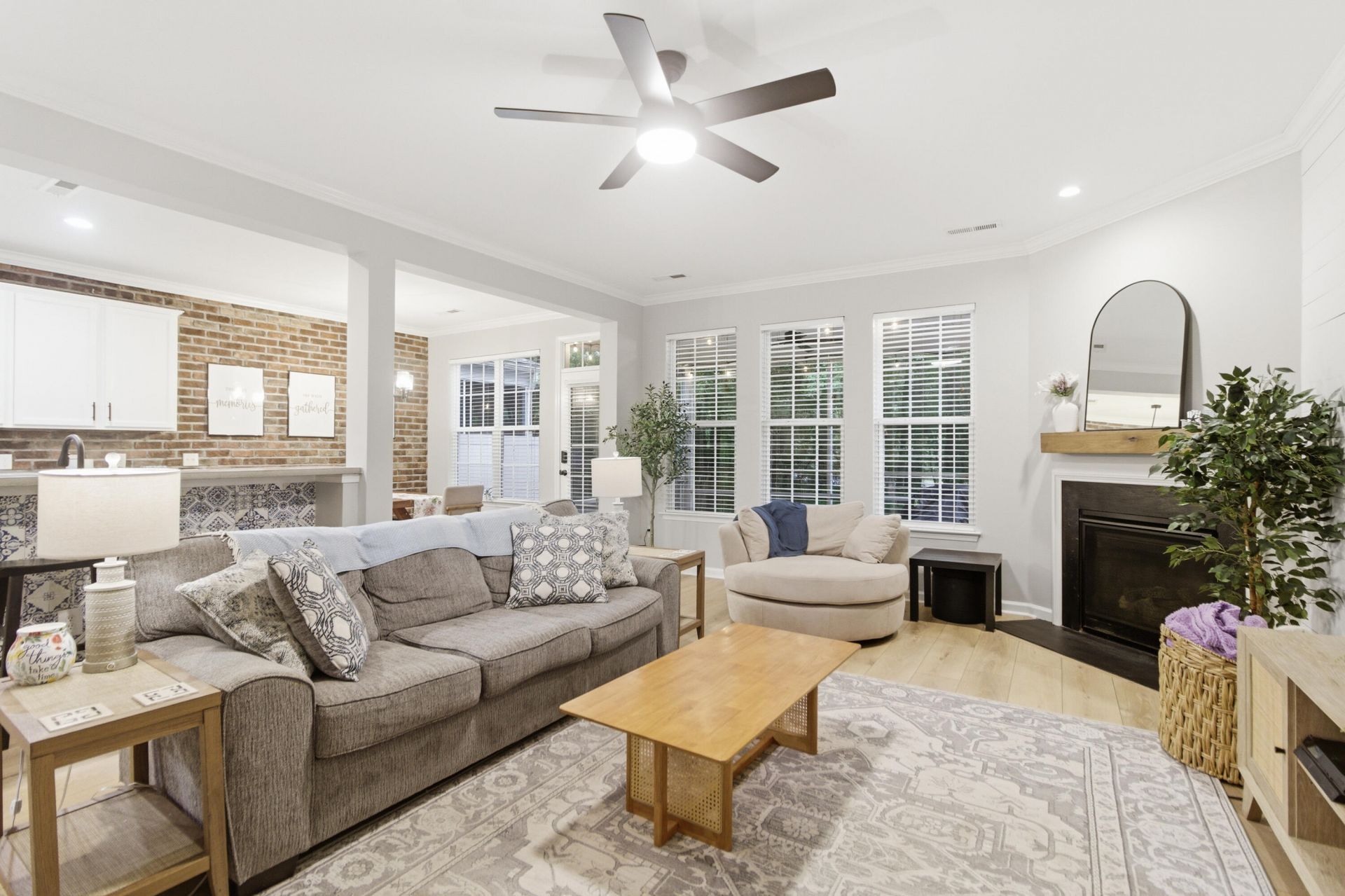 1623 Cristalino Circle Photo 9