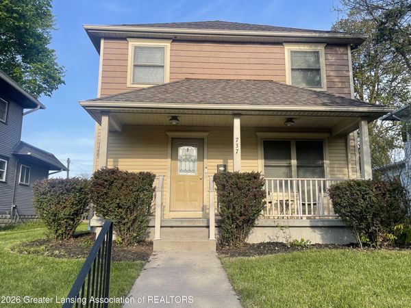 737 Princeton Avenue, Lansing, MI 48915