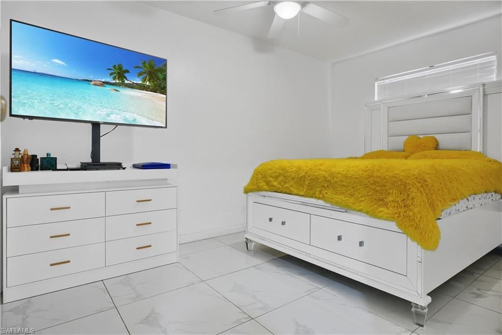 8641 NW 8th St, Pembroke Pines, FL 33024 Photo