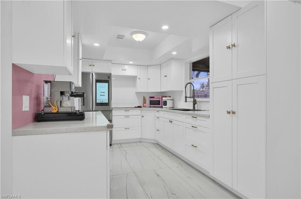 8641 NW 8th St, Pembroke Pines, FL 33024 Photo