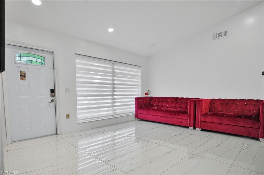 8641 NW 8th St, Pembroke Pines, FL 33024 Photo