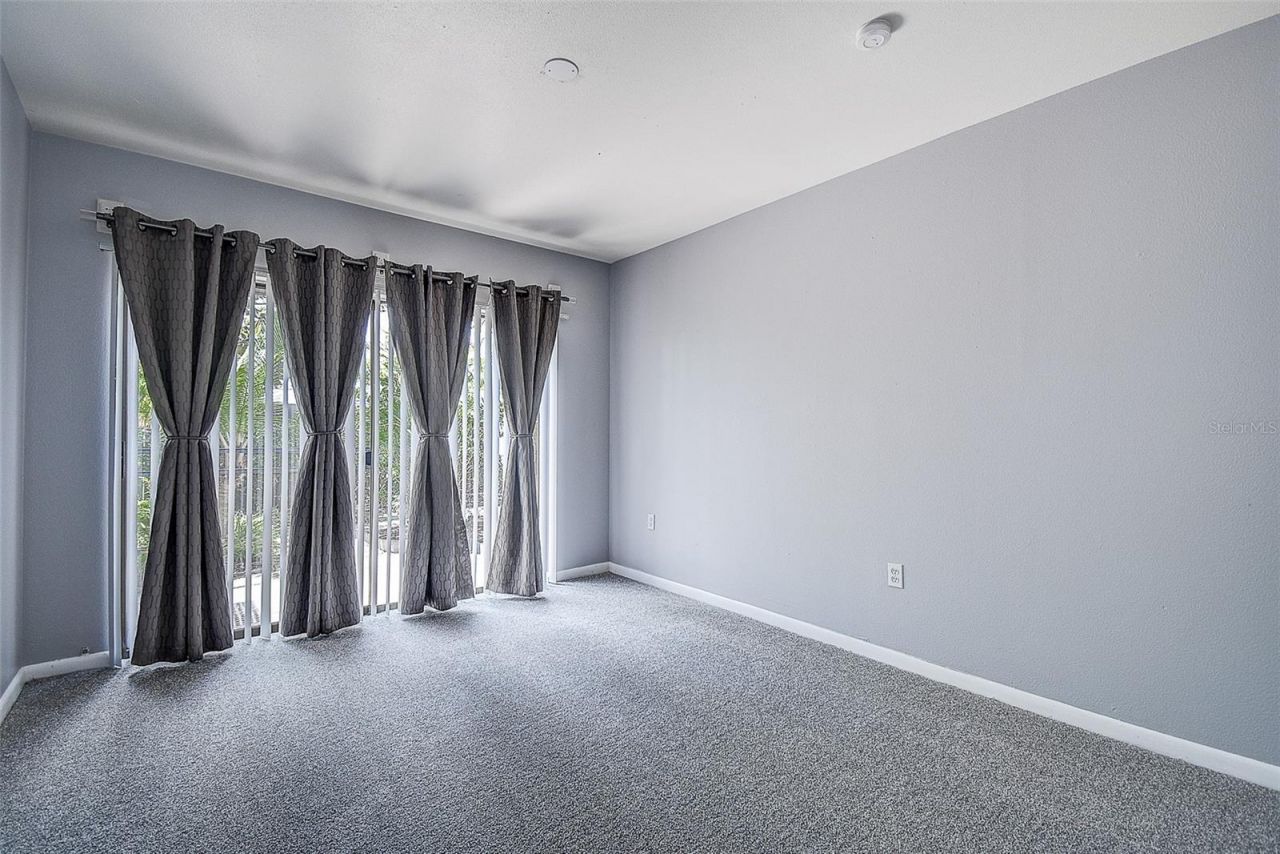 860 S Village Drive N, Unit 106, Saint Petersburg, FL 33716 Photo