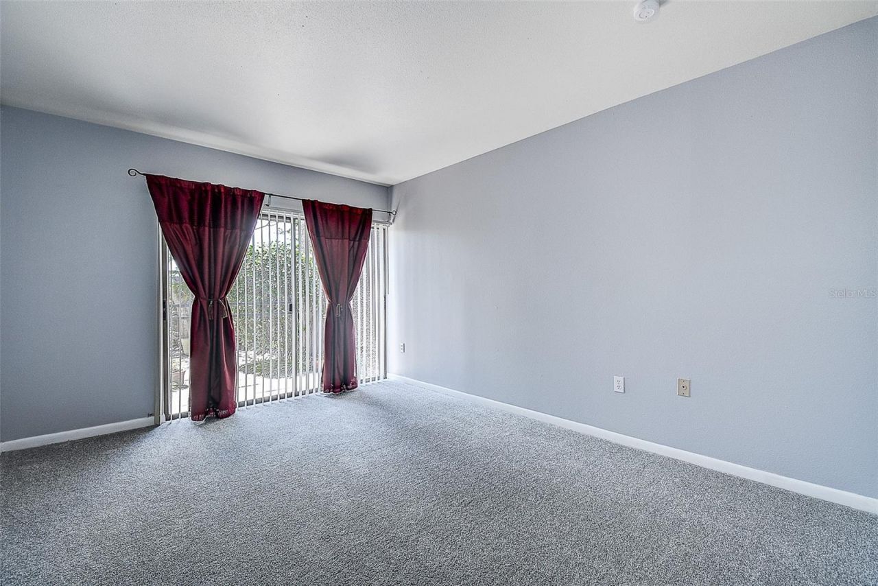 860 S Village Drive N, Unit 106, Saint Petersburg, FL 33716 Photo