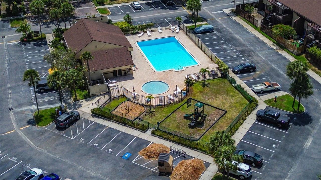 860 S Village Drive N, Unit 106, Saint Petersburg, FL 33716 Photo