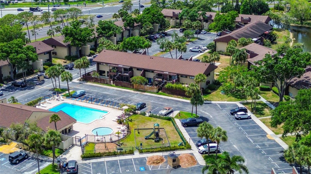 860 S Village Drive N, Unit 106, Saint Petersburg, FL 33716 Photo