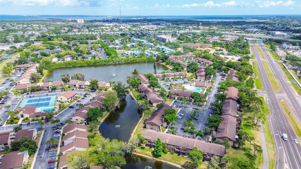 860 S Village Drive N, Unit 106, Saint Petersburg, FL 33716 Photo