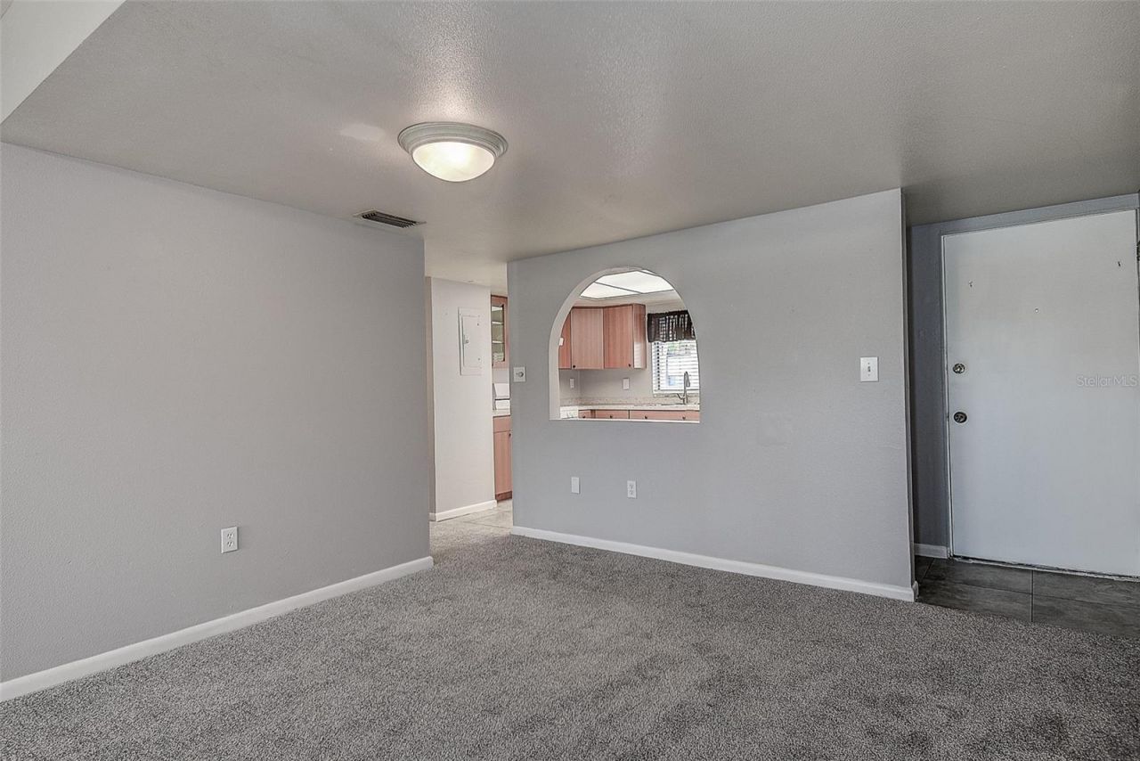 860 S Village Drive N, Unit 106, Saint Petersburg, FL 33716 Photo