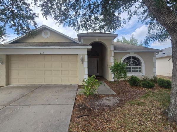 31213 WHINSENTON DRIVE , WESLEY CHAPEL, FL 33543