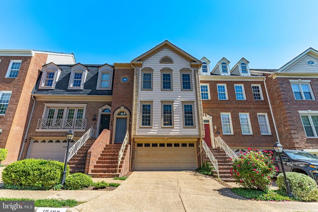 10468 Breckinridge Lane, Fairfax, VA 22030 Main Photo