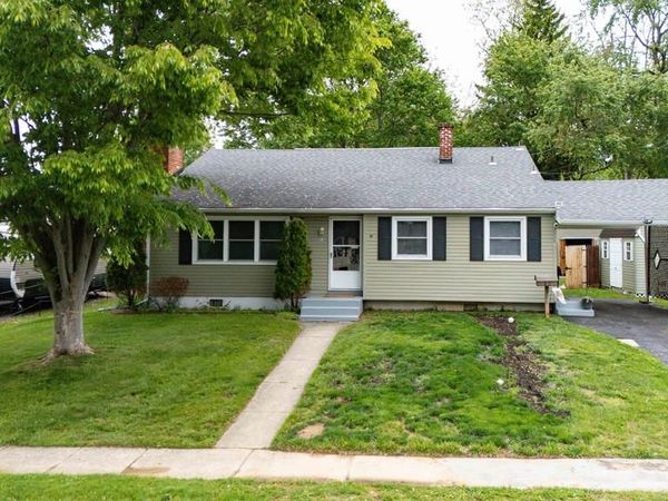 63 W STEPHEN DRIVE, NEWARK, DE 19713