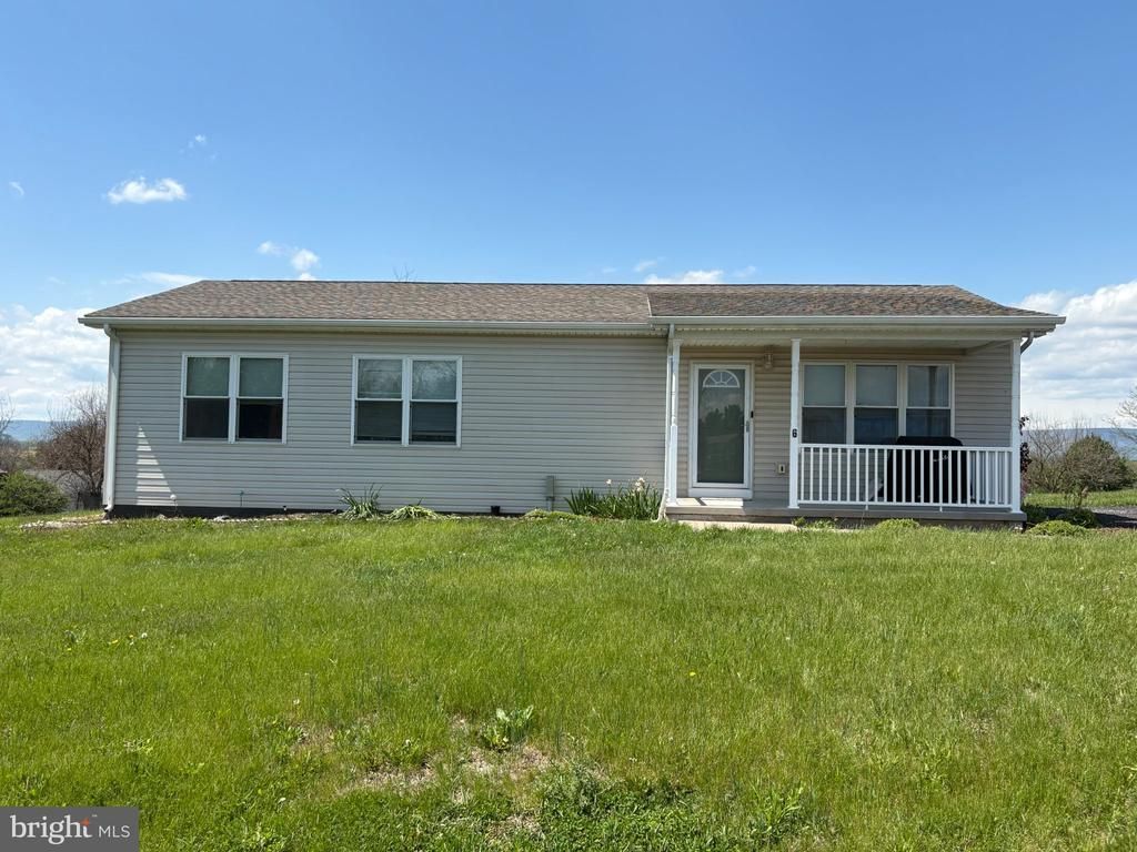 6 WALLEYE DRIVE , SHIPPENSBURG, PA 17257