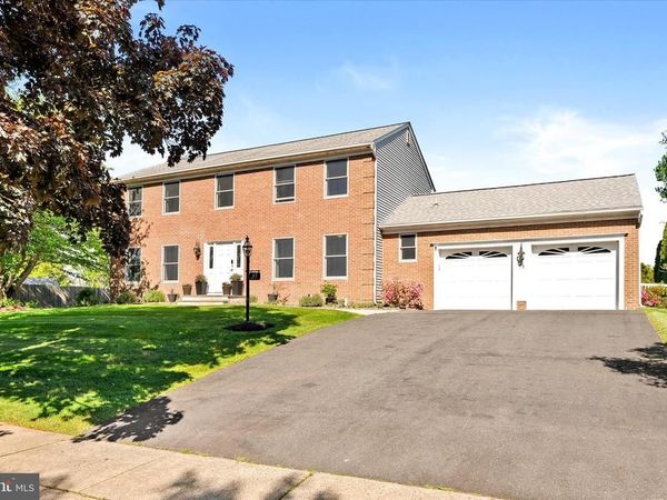 85 VILLAGE DRIVE E, HAMILTON, NJ 08620