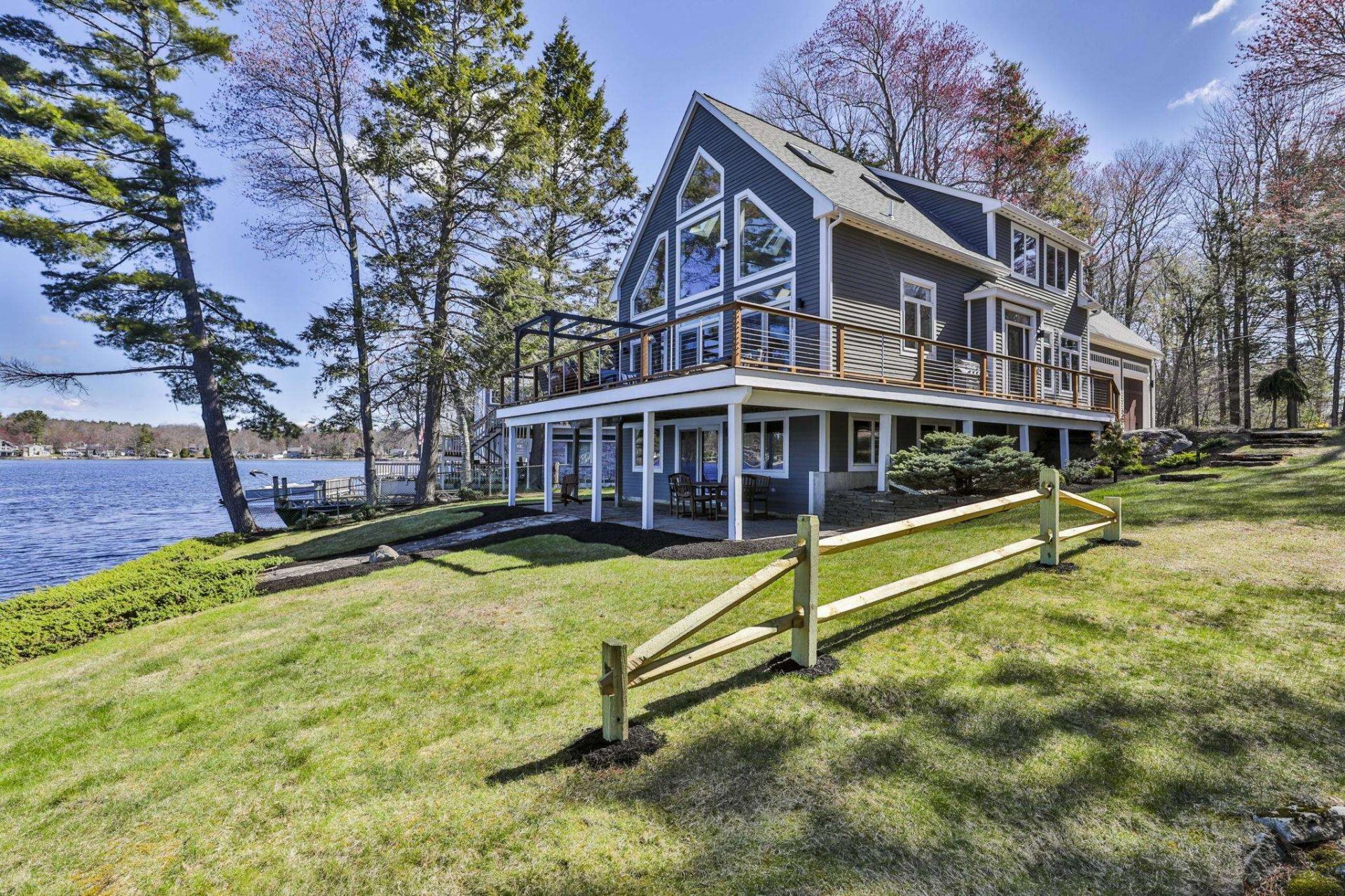 19 Aruda Road, Sandown, NH 03873 Main Photo