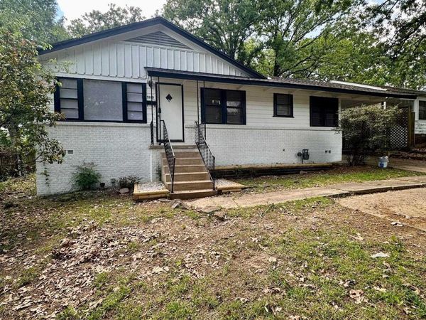 5909 Lee Avenue, Little Rock, AR 72205