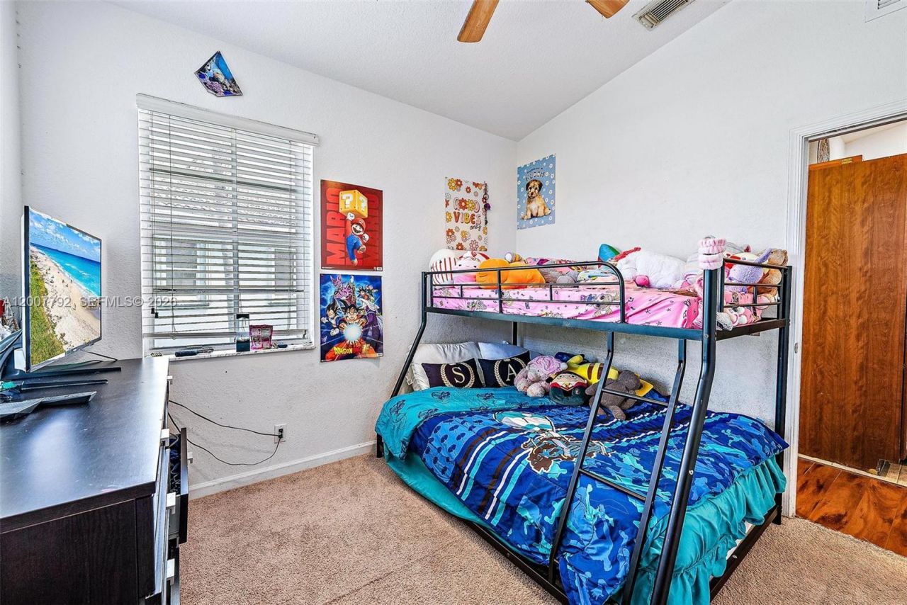 3229 Laurel Ridge Cir , Unit 3229, Riviera Beach, FL 33404 Photo
