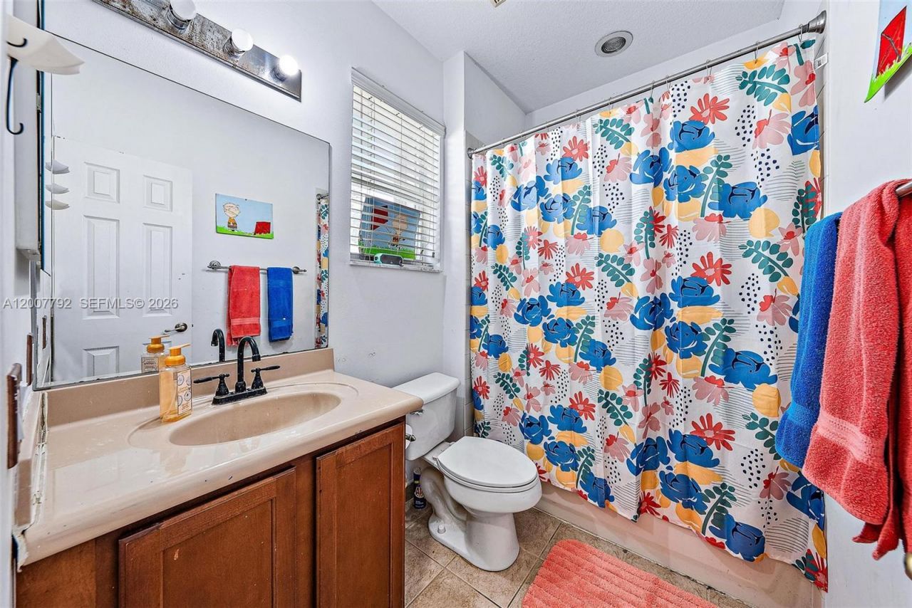 3229 Laurel Ridge Cir , Unit 3229, Riviera Beach, FL 33404 Photo