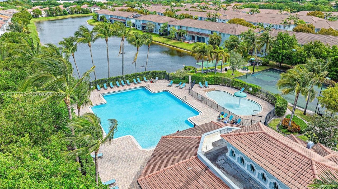3229 Laurel Ridge Cir , Unit 3229, Riviera Beach, FL 33404 Photo