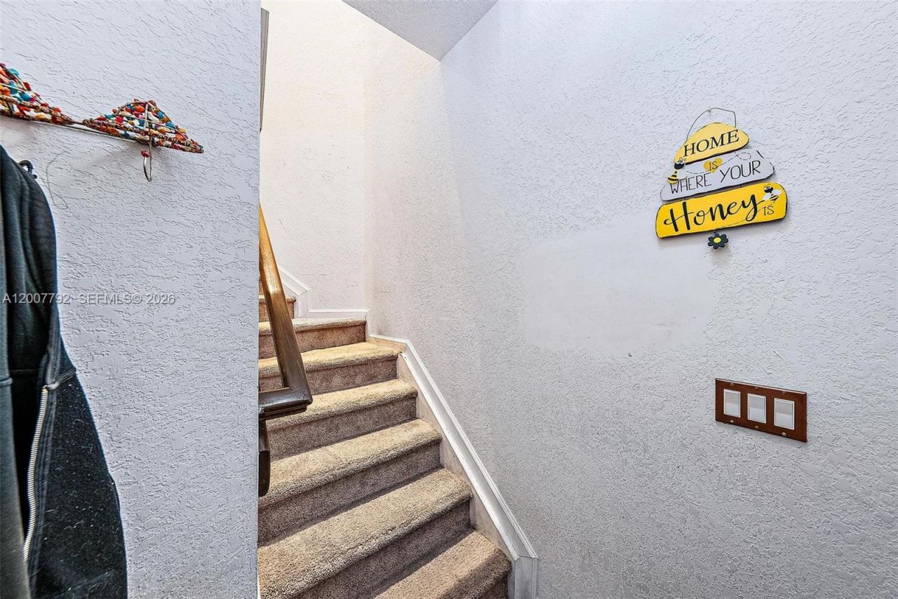 3229 Laurel Ridge Cir , Unit 3229, Riviera Beach, FL 33404 Photo