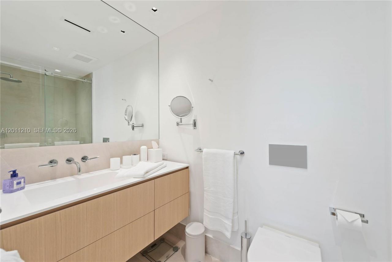 19242 Fisher Island Dr , Unit 19242, Miami Beach, FL 33109 Photo