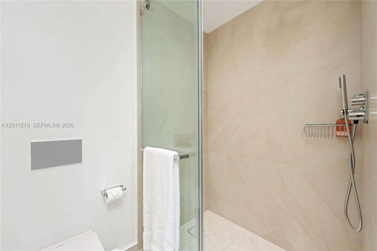 19242 Fisher Island Dr , Unit 19242, Miami Beach, FL 33109 Photo