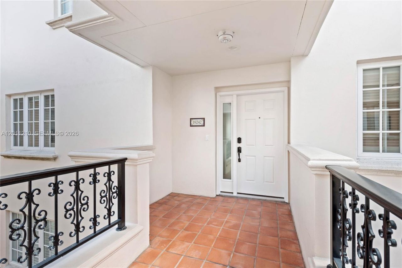 19242 Fisher Island Dr , Unit 19242, Miami Beach, FL 33109 Photo