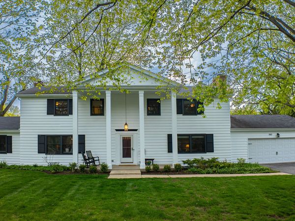 702 Maple Lane , Geneva, IL 60134