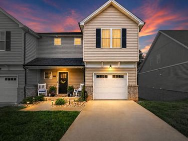 1573 Helmsdale Dr, Forest, VA 24551