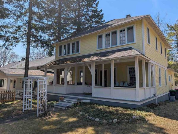 1264 Fern, Harbor Springs, MI 49740
