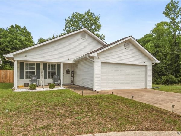 507 Griffin Drive, Moundville, AL 35474