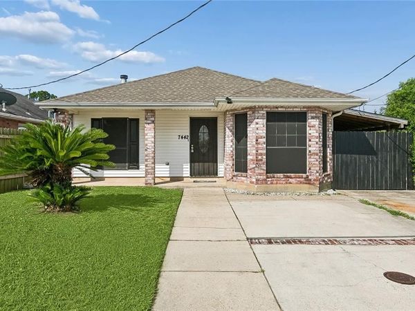 7442 READ Boulevard , New Orleans, LA 70127