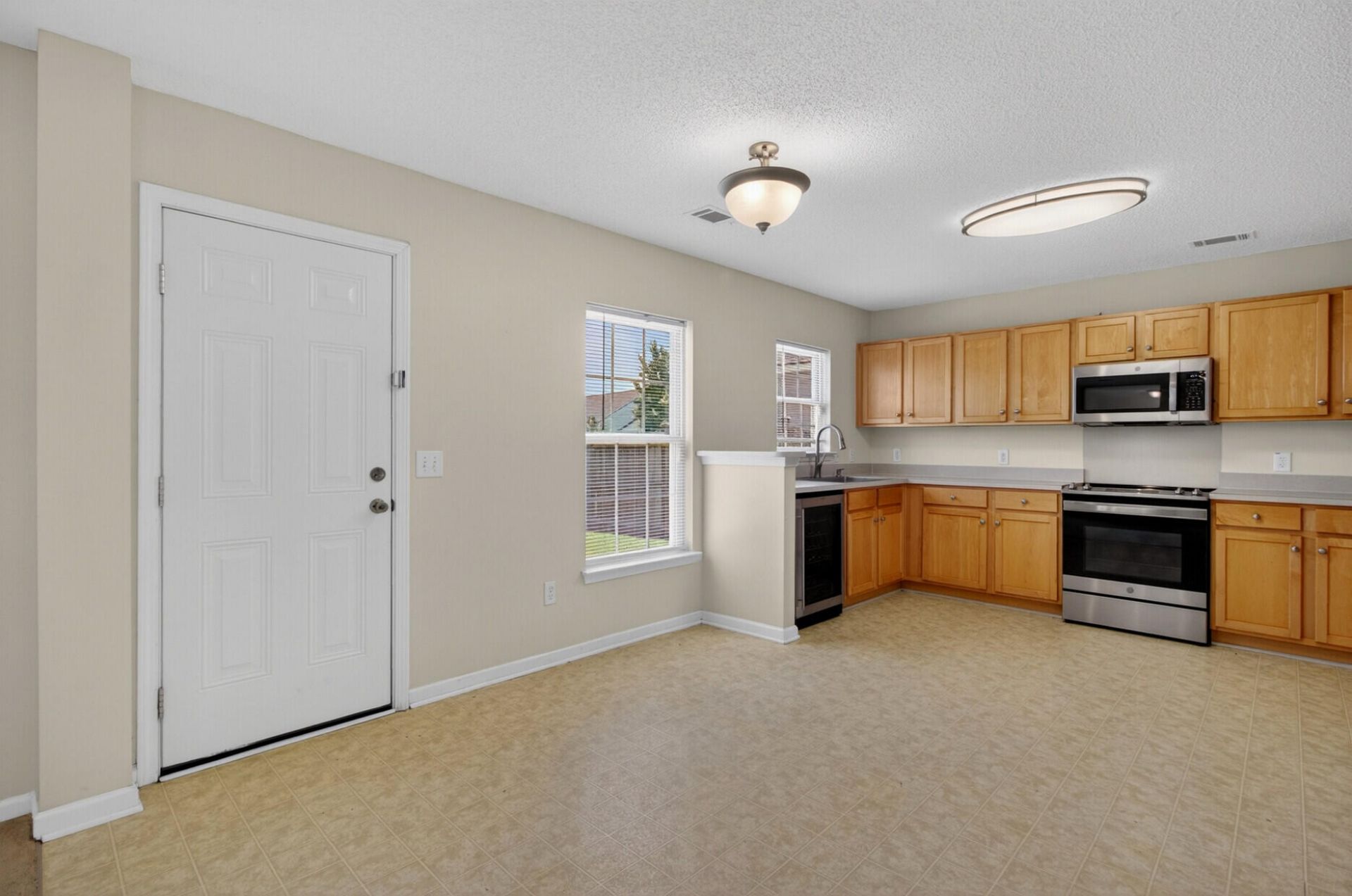 315 Bradley Bend Drive Photo 10