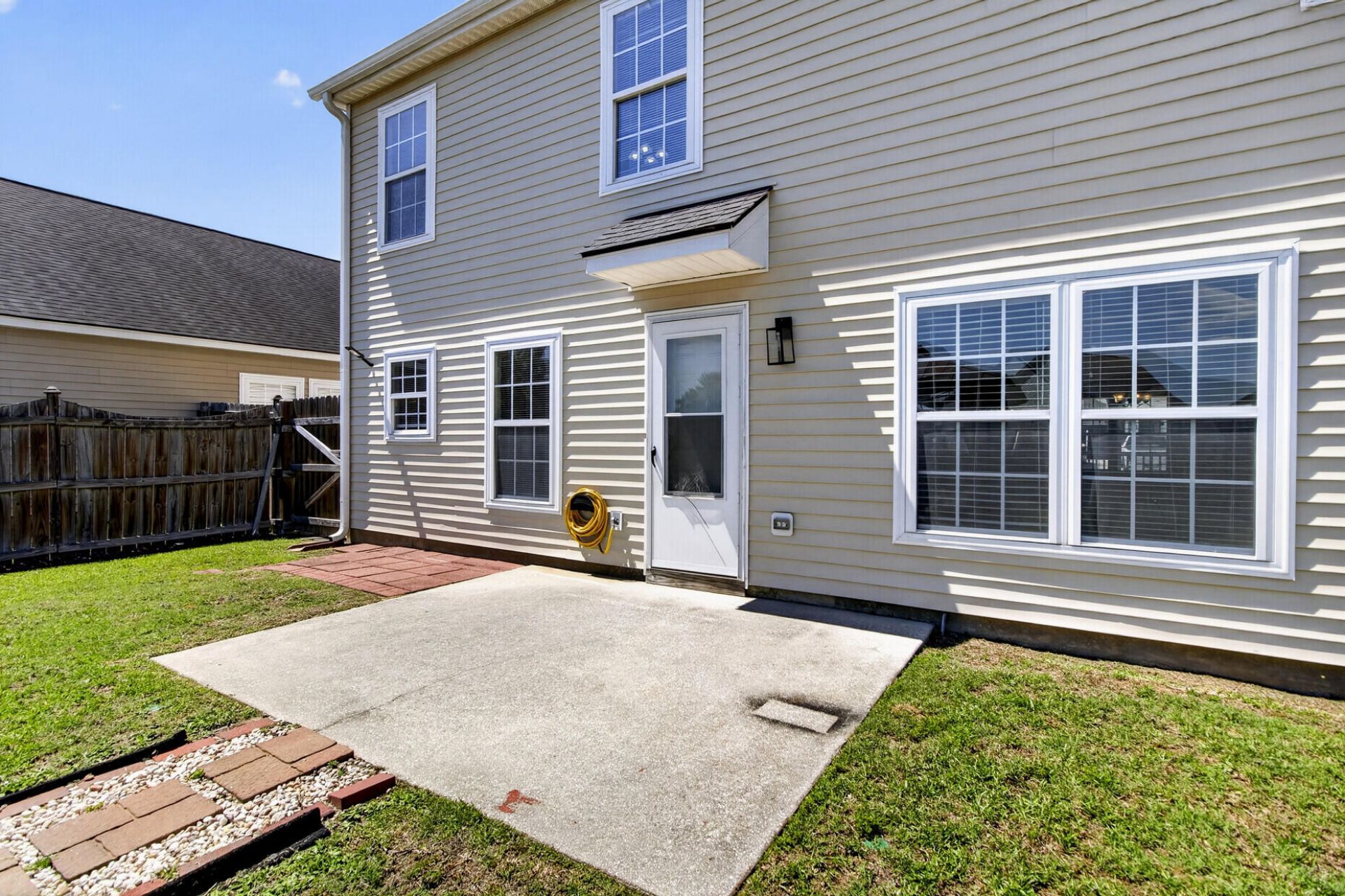 315 Bradley Bend Drive Photo 32