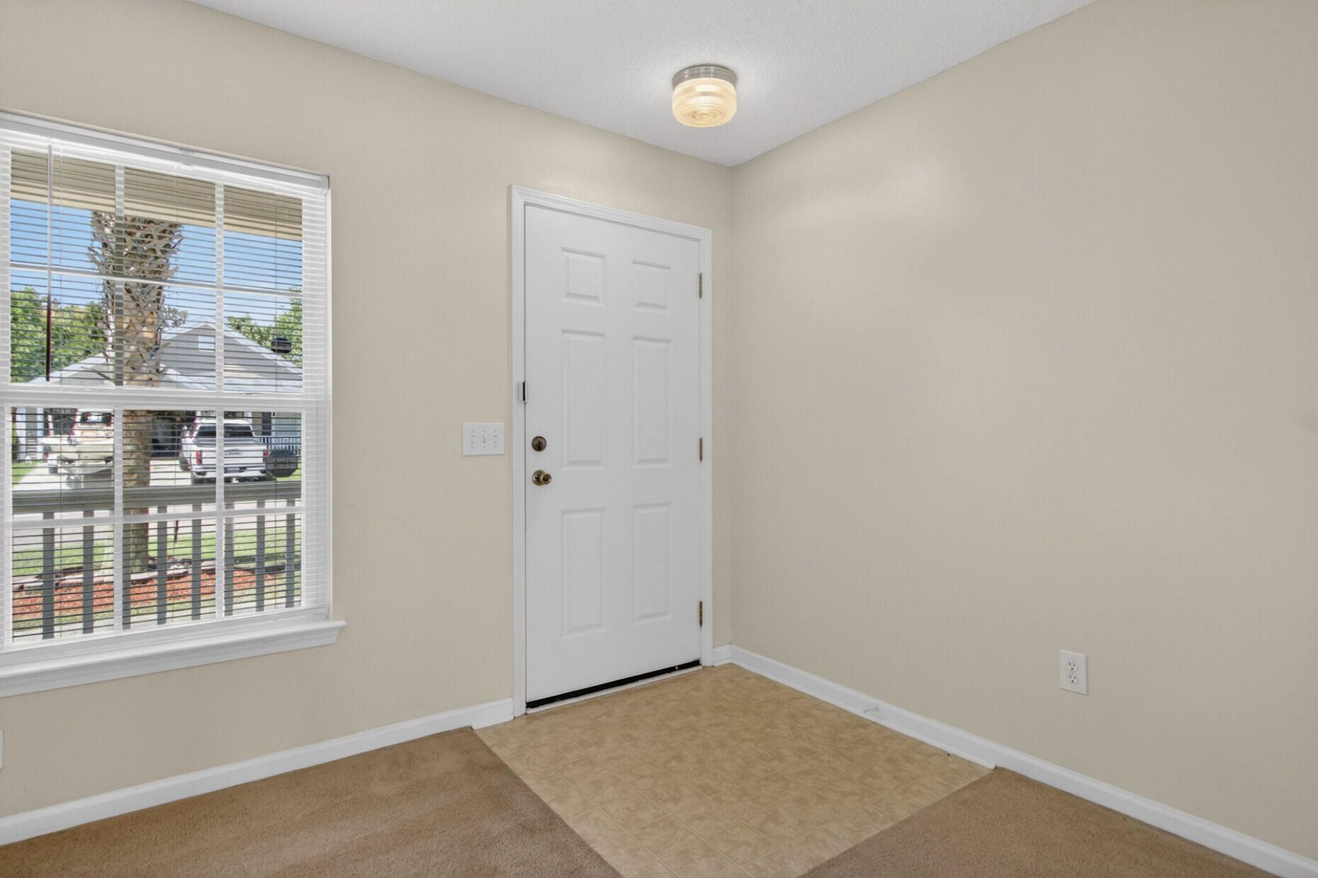 315 Bradley Bend Drive Photo 6