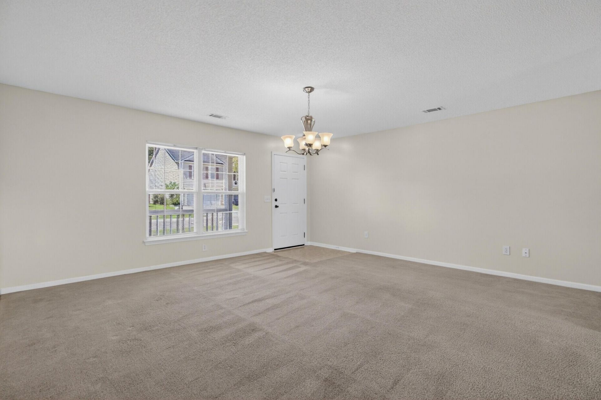 315 Bradley Bend Drive Photo 8