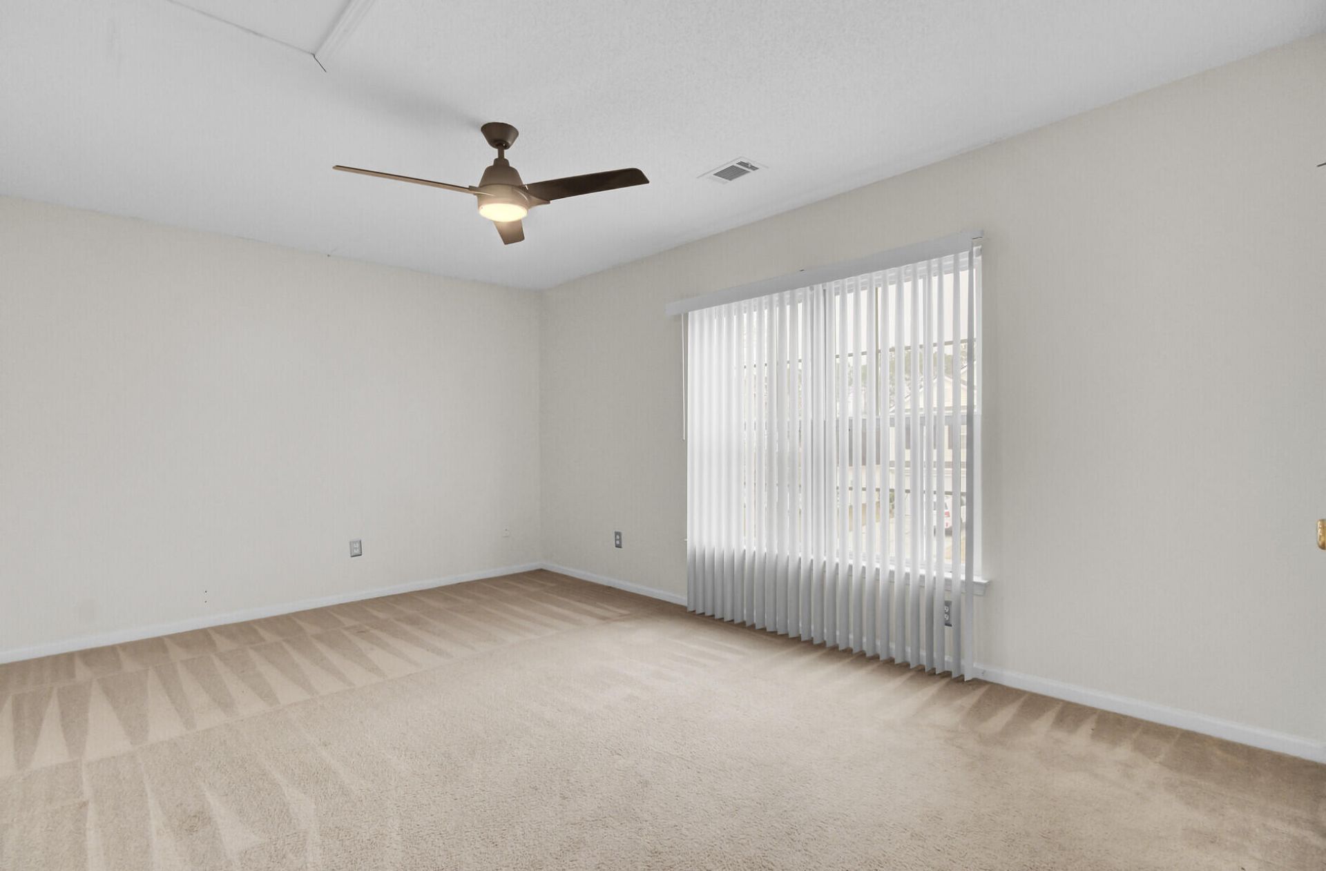 315 Bradley Bend Drive Photo 8