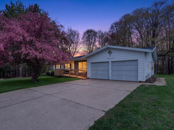 4648 N Neff Road, Edmore, MI 48829