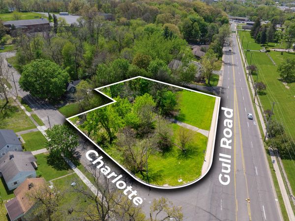 1119 Charlotte Avenue, Kalamazoo, MI 49048