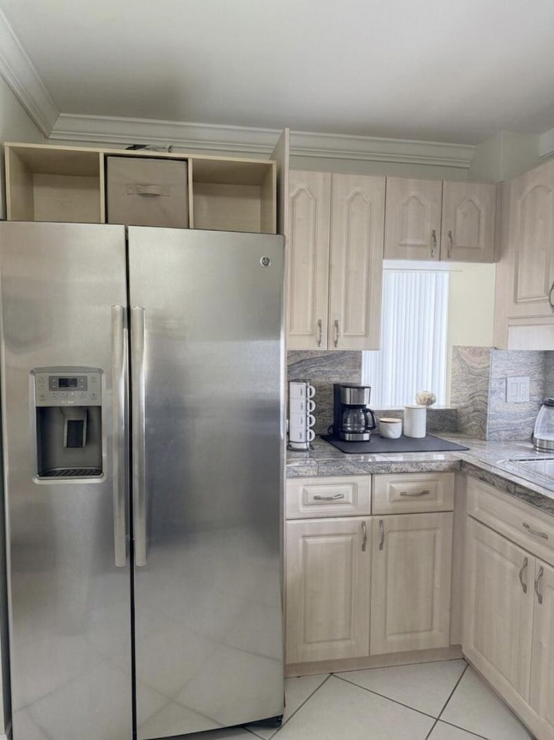 17021 N Bay Road, Unit 912, Sunny Isles Beach, FL 33160 Photo