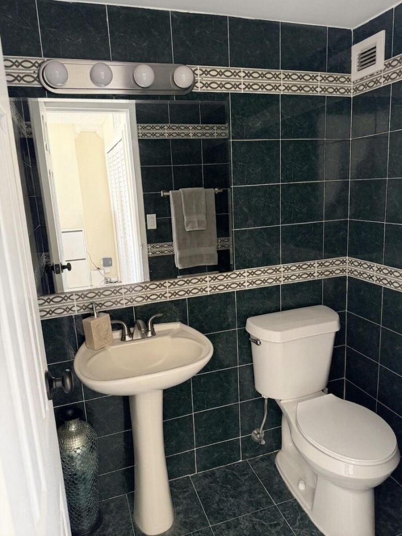17021 N Bay Road, Unit 912, Sunny Isles Beach, FL 33160 Photo