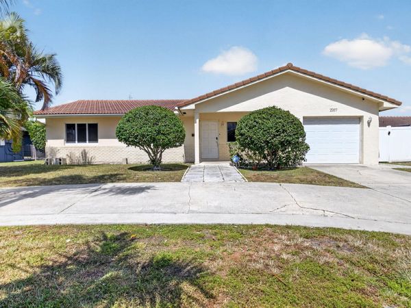 2267 NE 3rd Avenue, Boca Raton, FL 33431