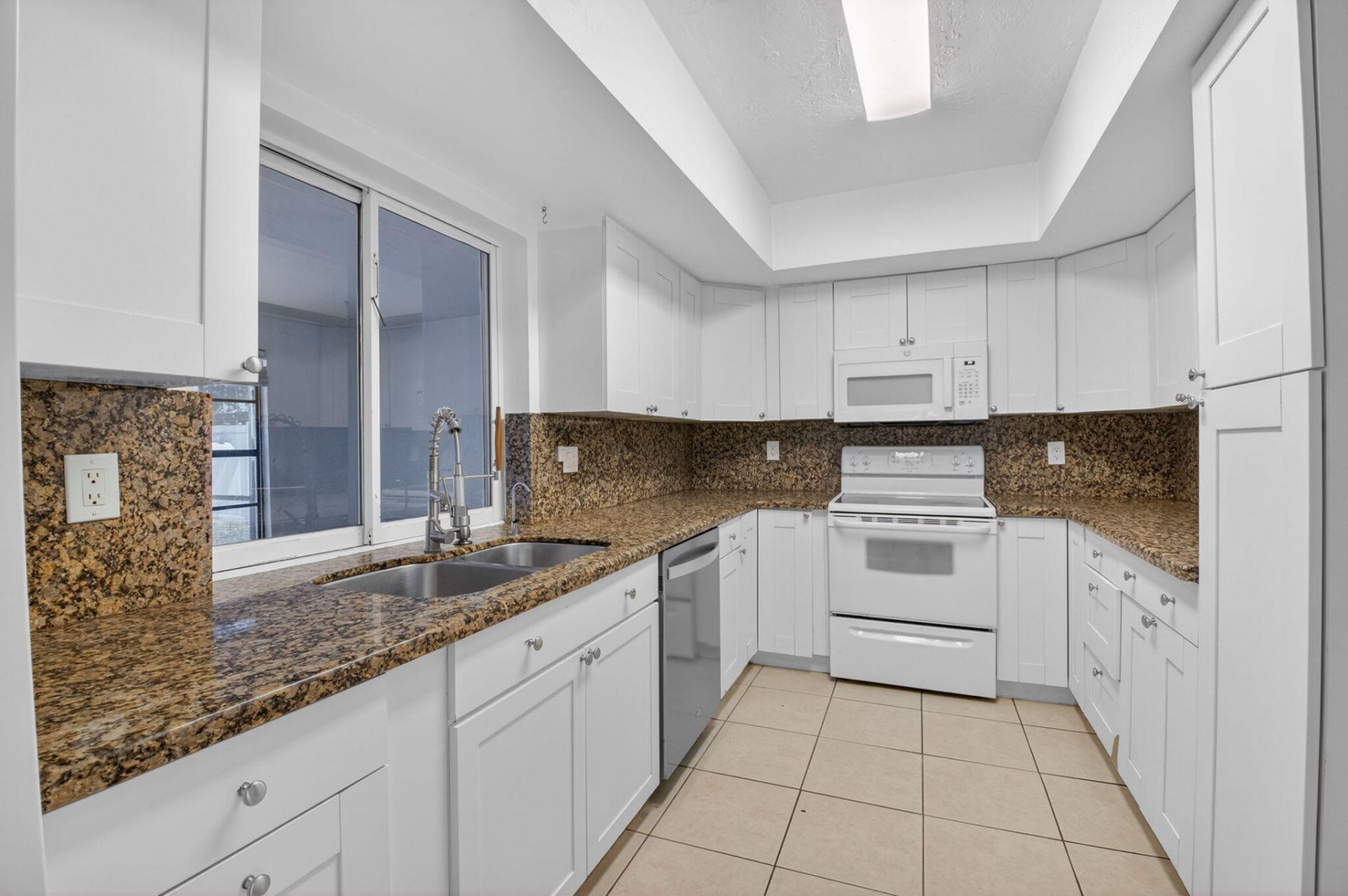 2267 NE 3rd Avenue, Boca Raton, FL 33431 Photo