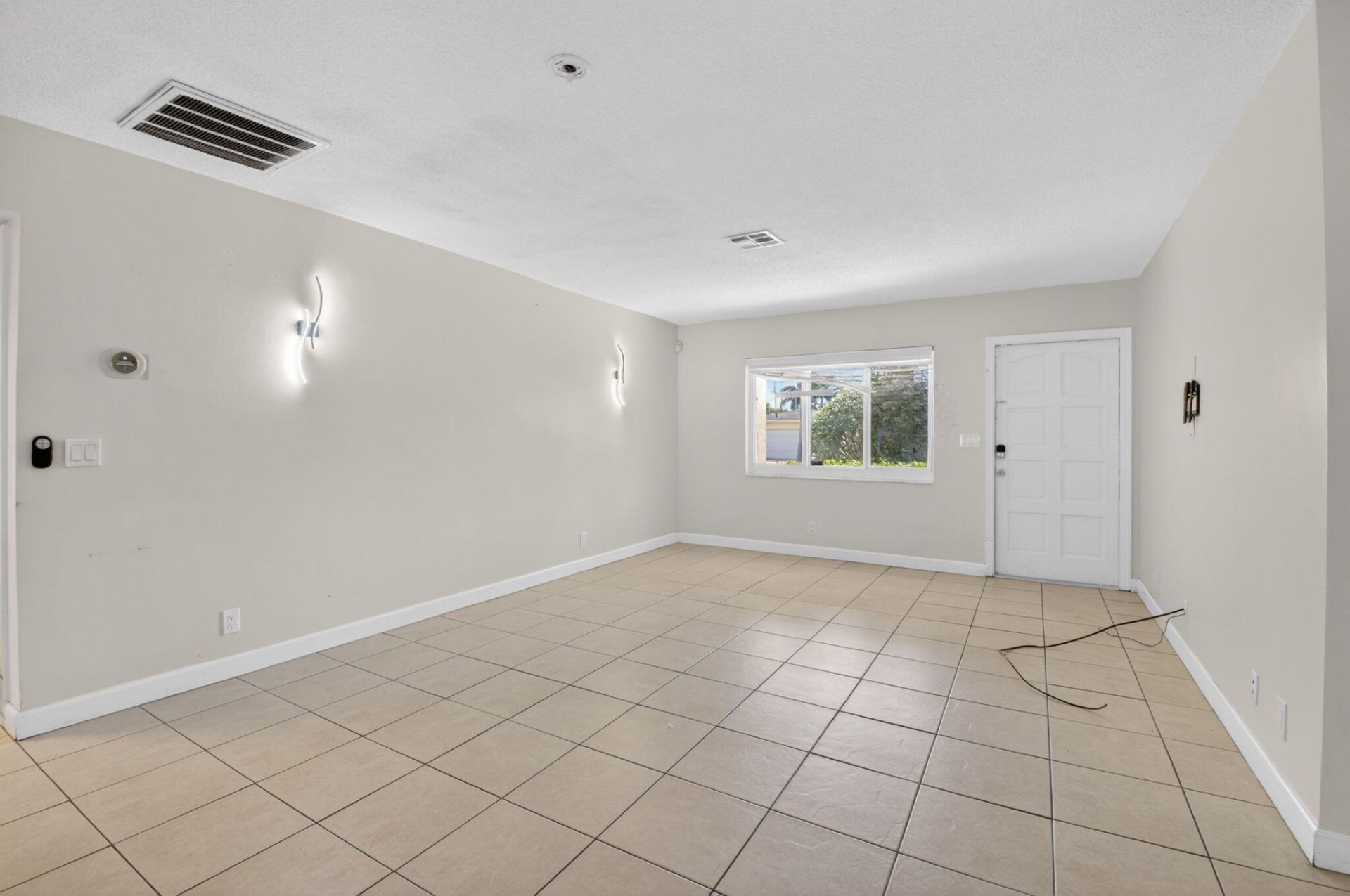 2267 NE 3rd Avenue, Boca Raton, FL 33431 Photo