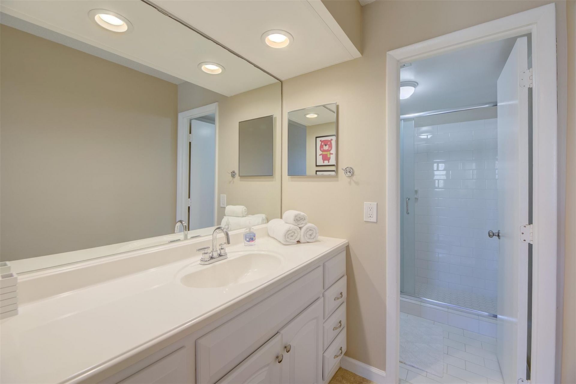 305 N Pompano Beach Boulevard, Unit 1403, Pompano Beach, FL 33062 Photo