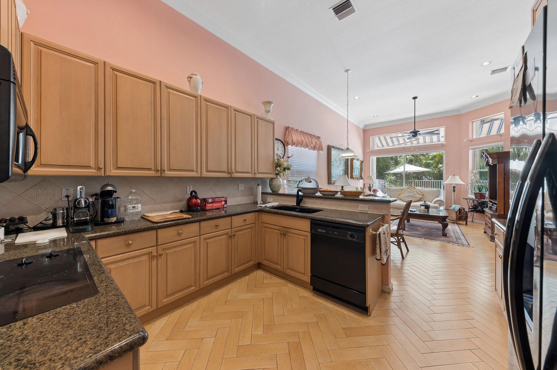 116 Palm Circle, Atlantis, FL 33462 Photo