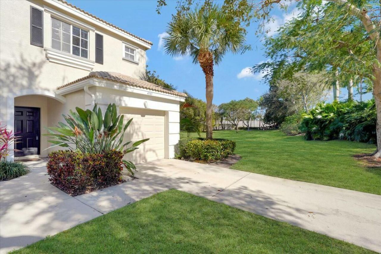 4543 Palmbrooke Circle, West Palm Beach, FL 33417 Photo