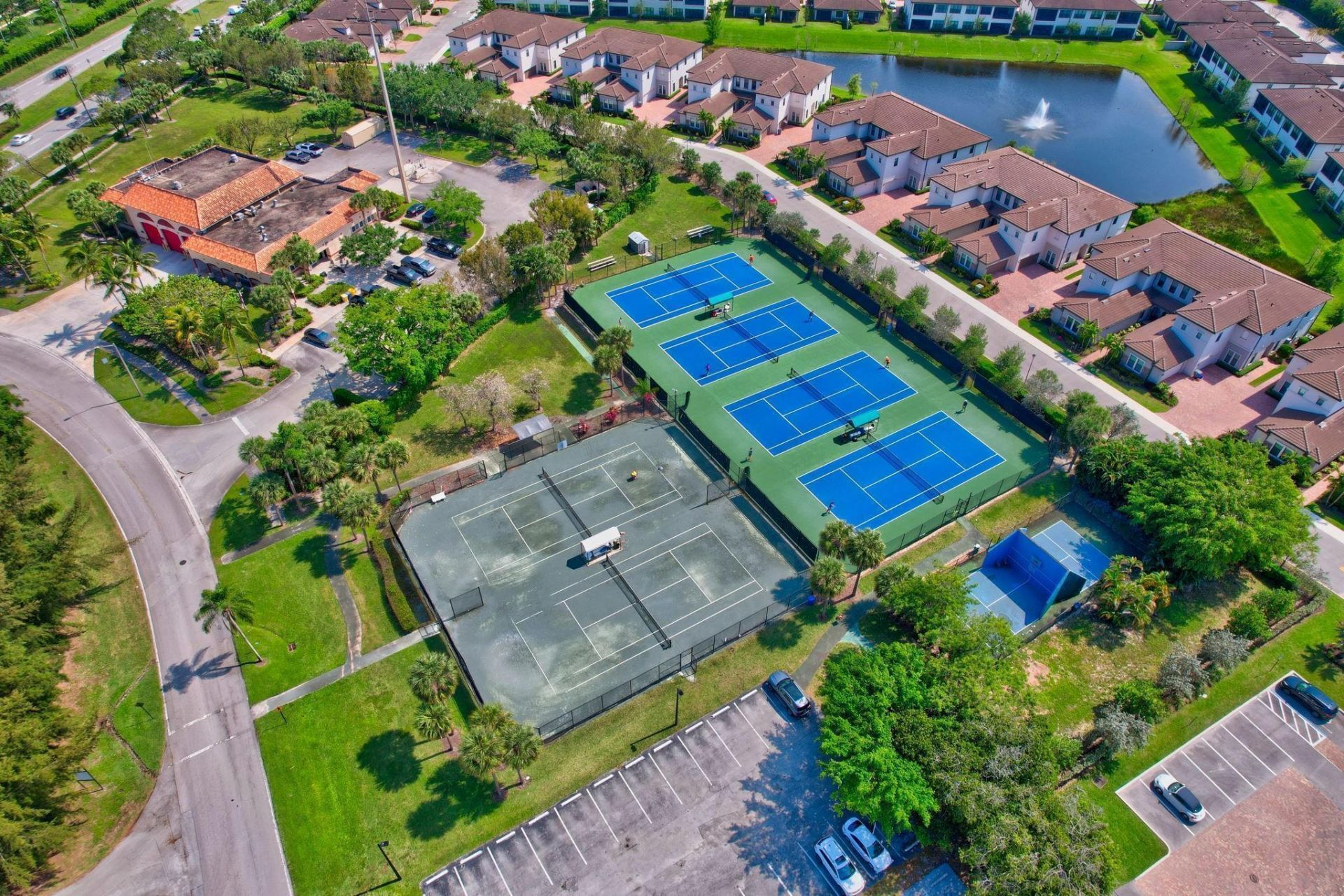 21362 Juego Circle, Unit 33f, Boca Raton, FL 33433 Photo