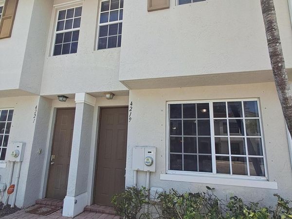 4219 Napoli Lake Drive, West Palm Beach, FL 33410