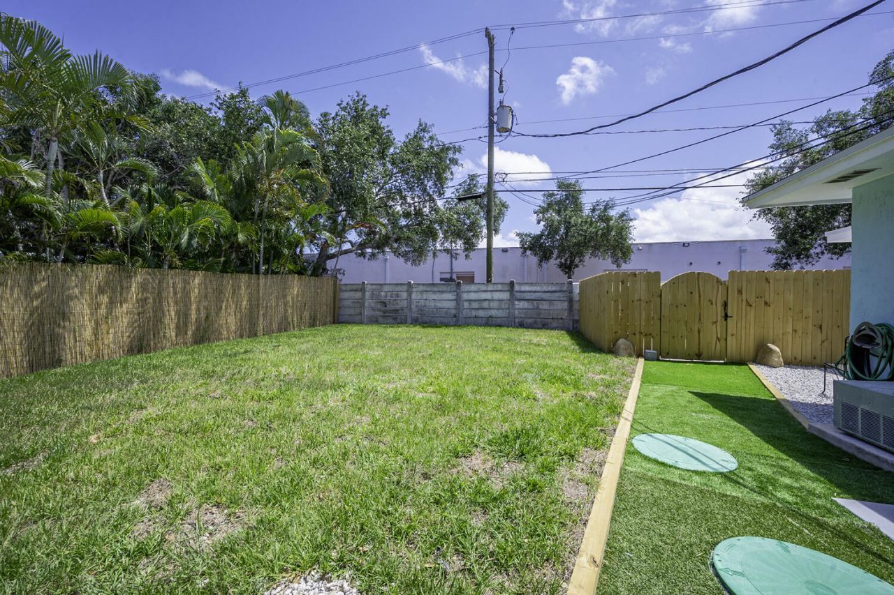 1718 Ridge Road, North Palm Beach, FL 33408 Photo