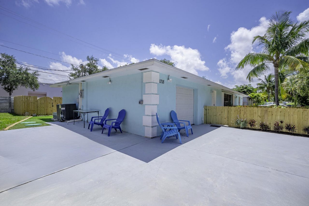 1718 Ridge Road, North Palm Beach, FL 33408 Photo