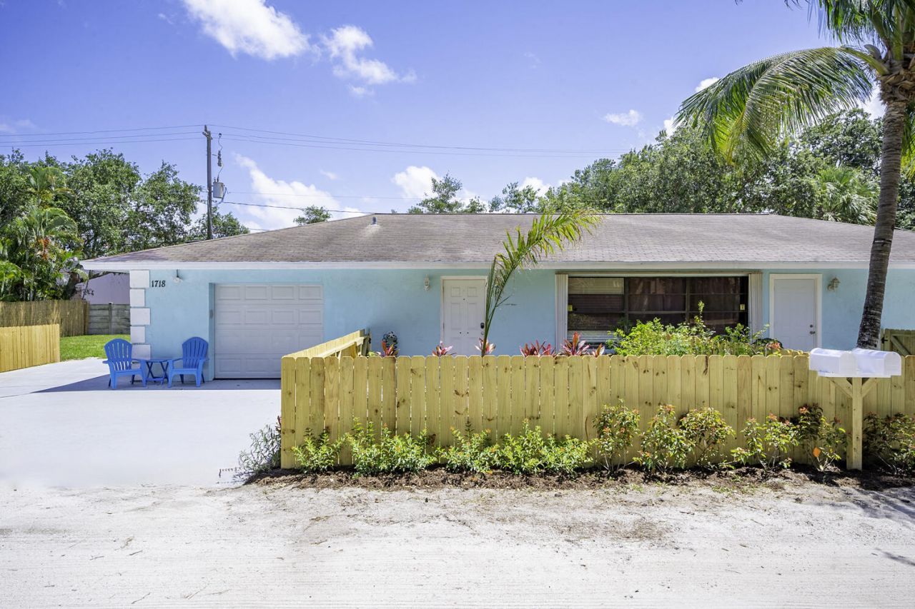 1718 Ridge Road, North Palm Beach, FL 33408 Photo